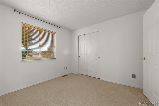 5649 W 109th Circle