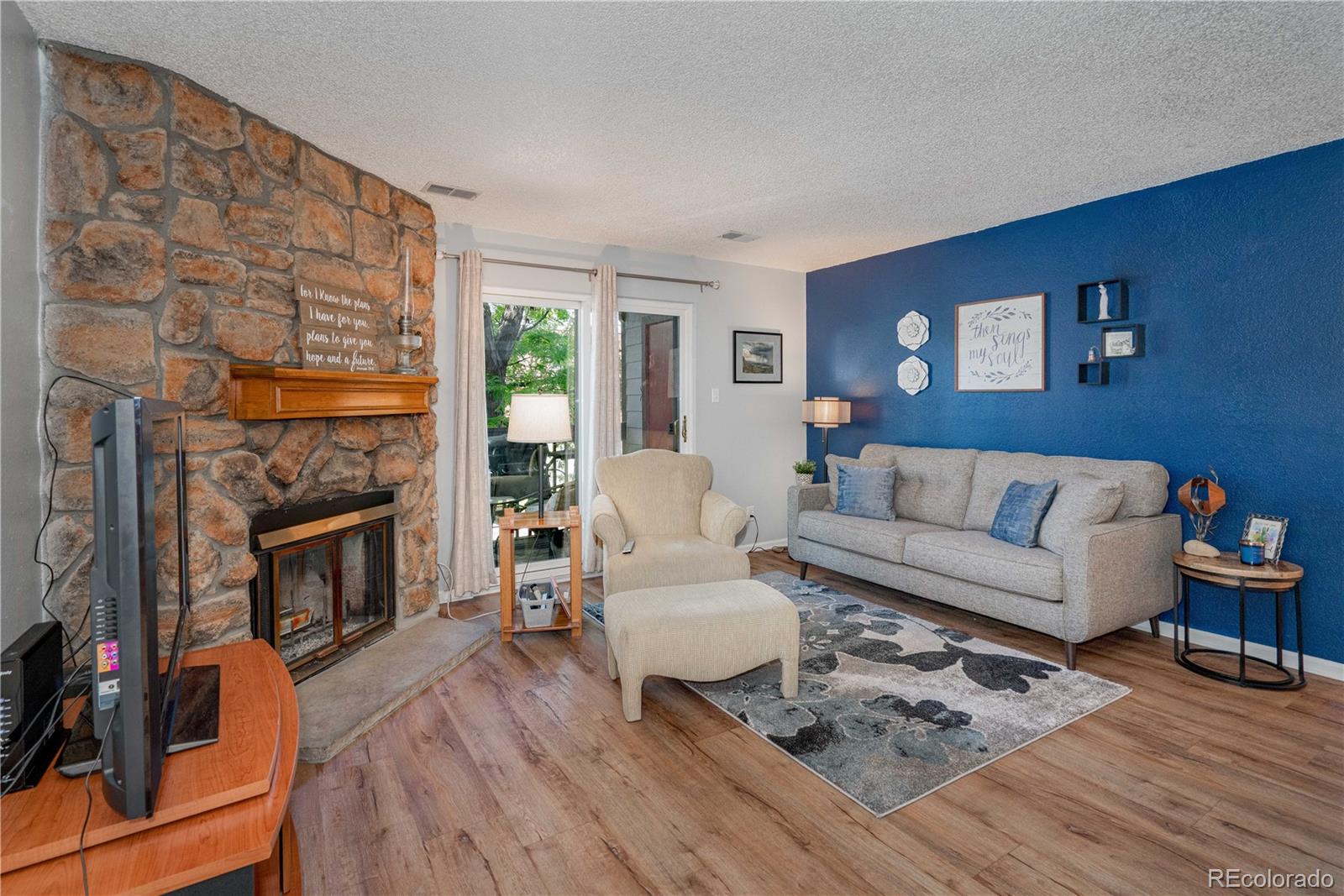 6388 Oak Court Unit: 201