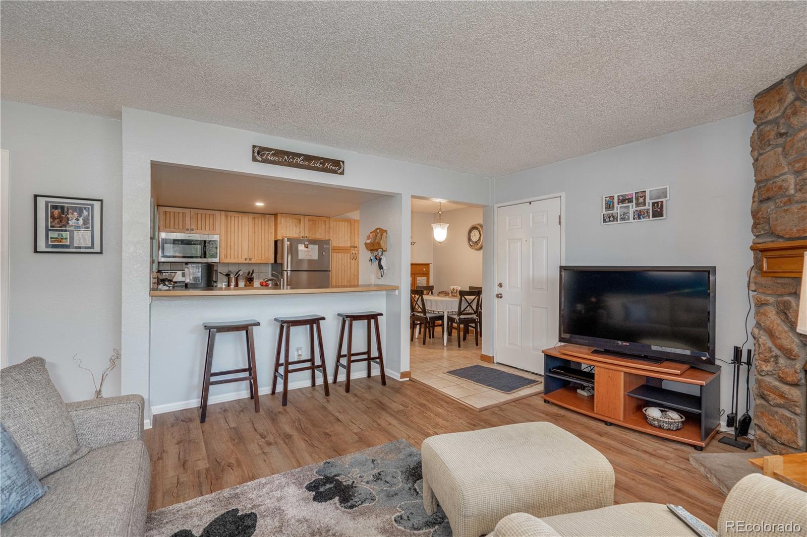 6388 Oak Court Unit: 201