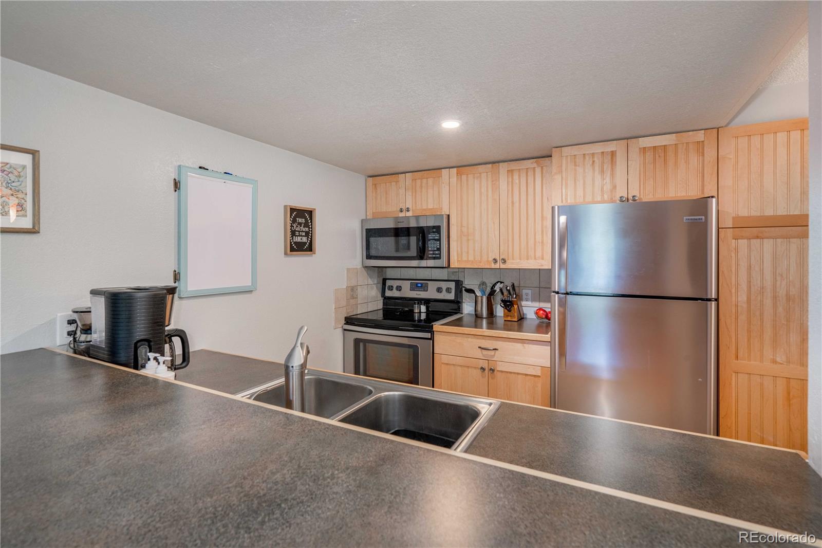6388 Oak Court Unit: 201