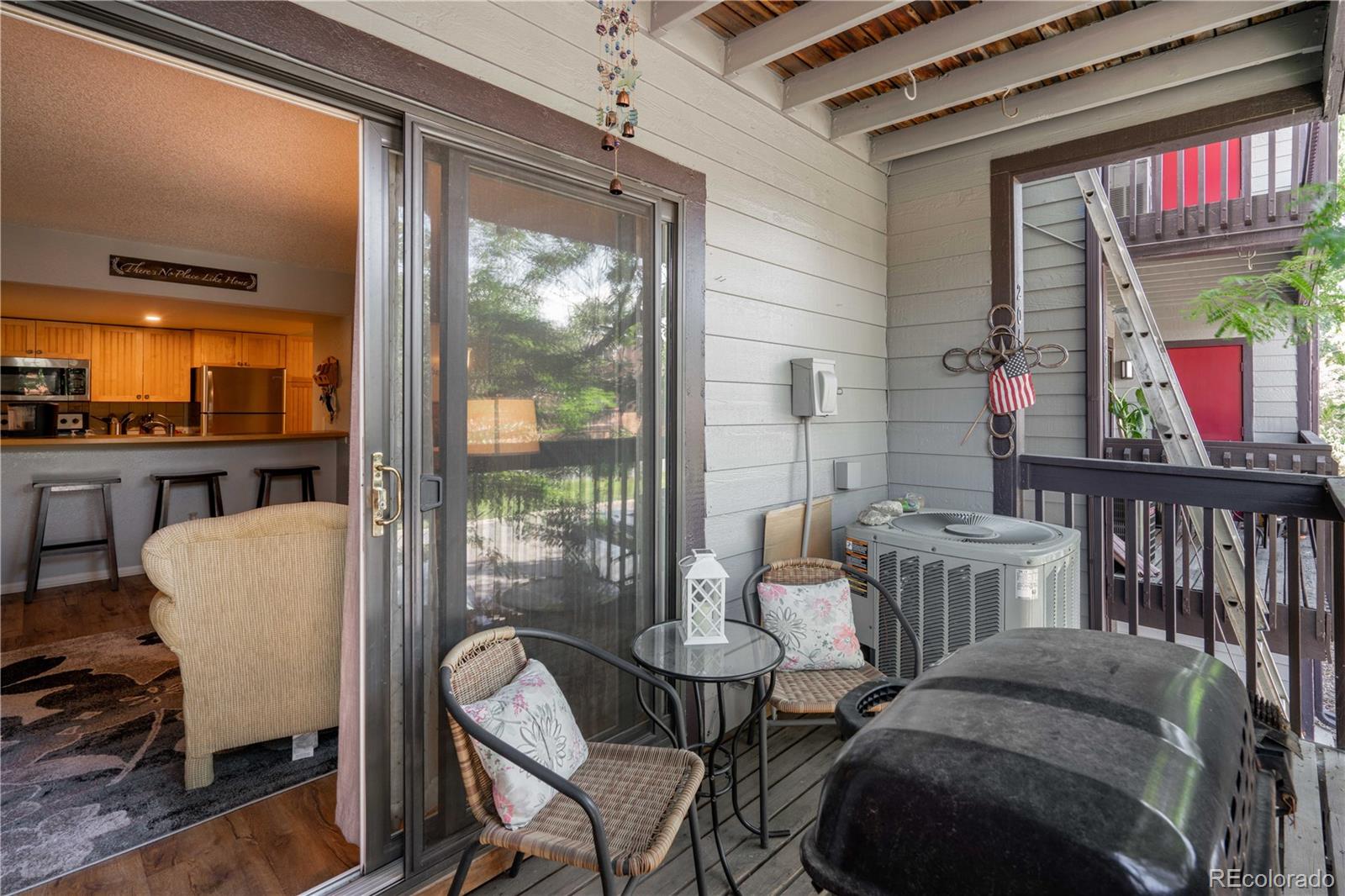 6388 Oak Court Unit: 201
