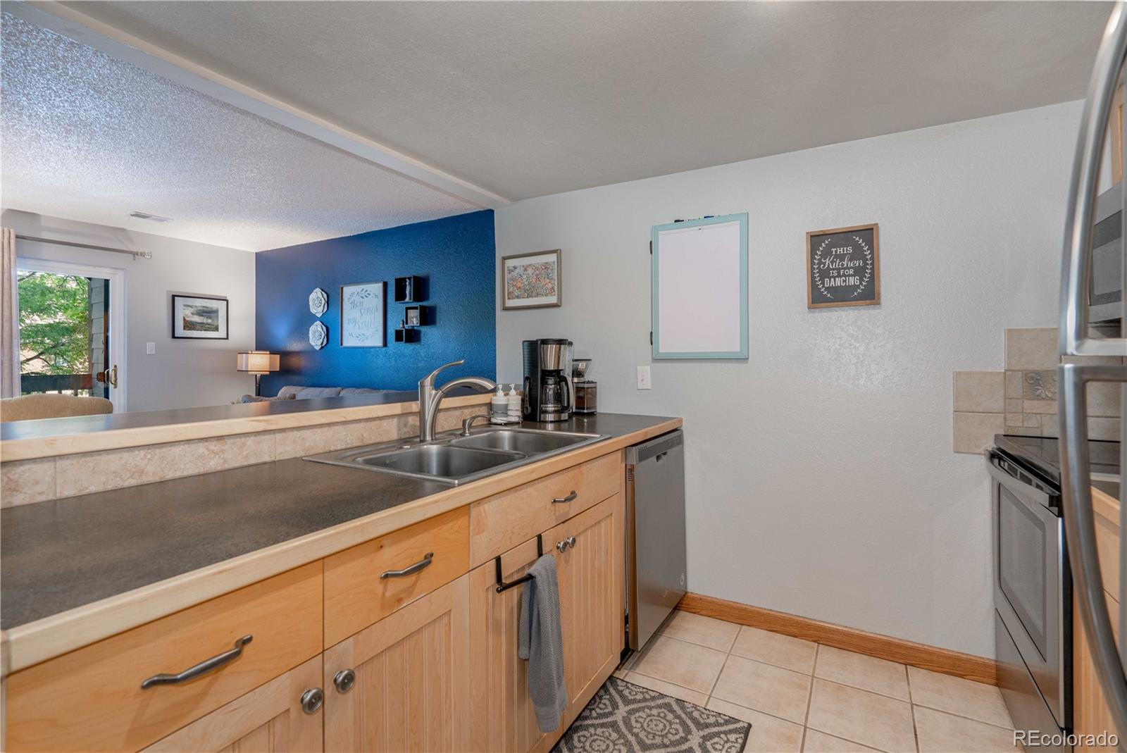 6388 Oak Court Unit: 201