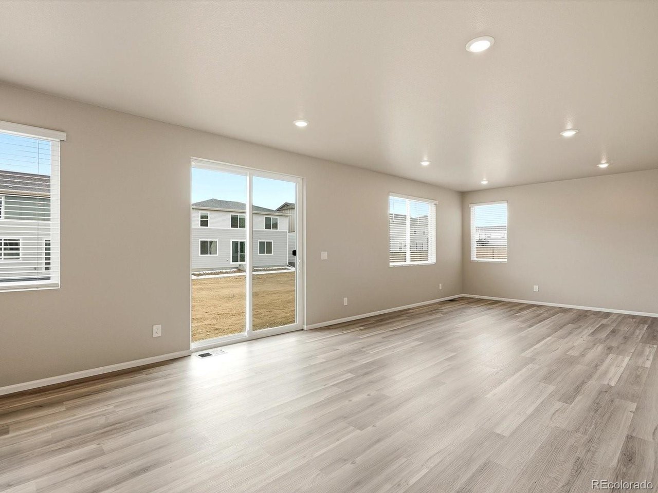 1218 Spring Creek Dr