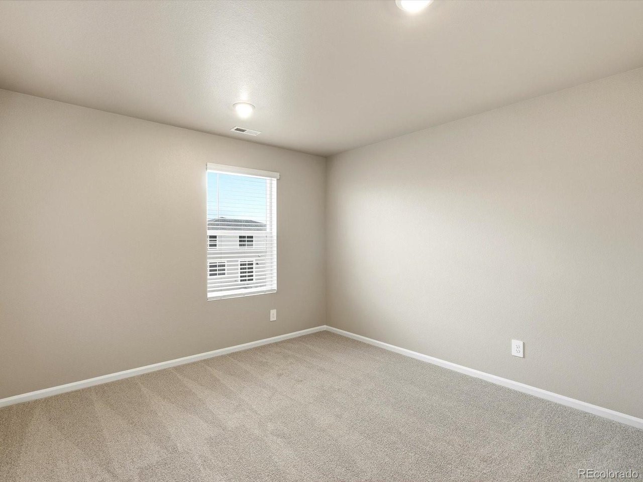 1218 Spring Creek Dr