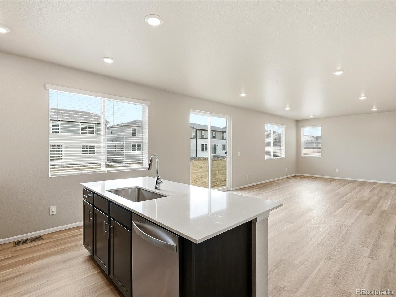 1218 Spring Creek Dr