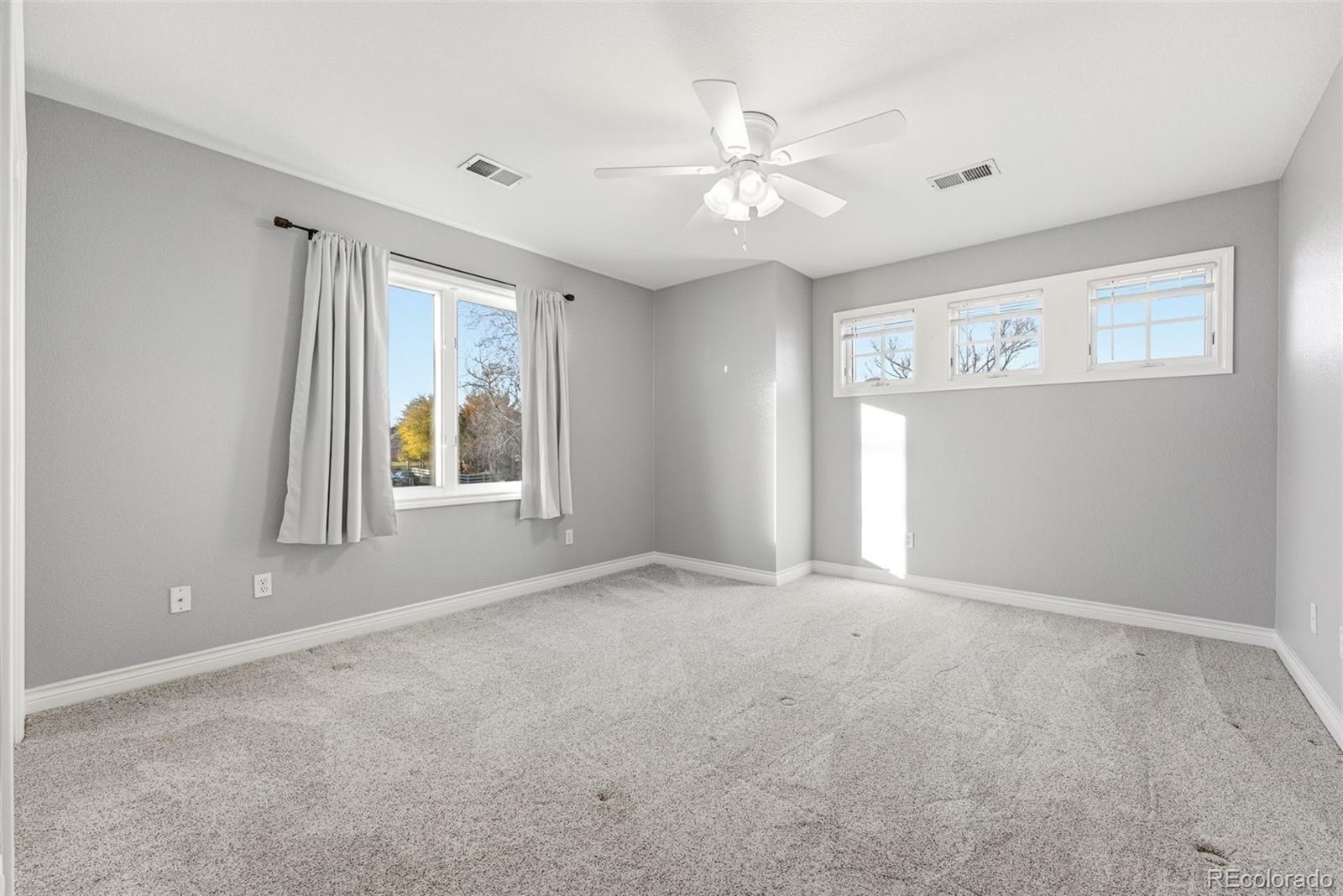 3860 Broadlands Lane