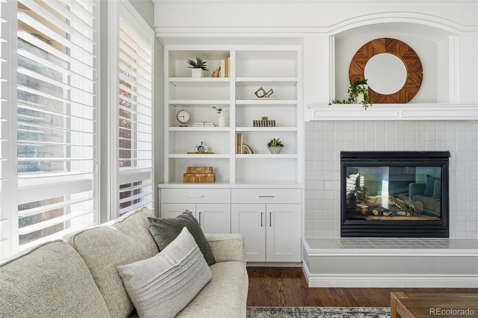 3860 Broadlands Lane