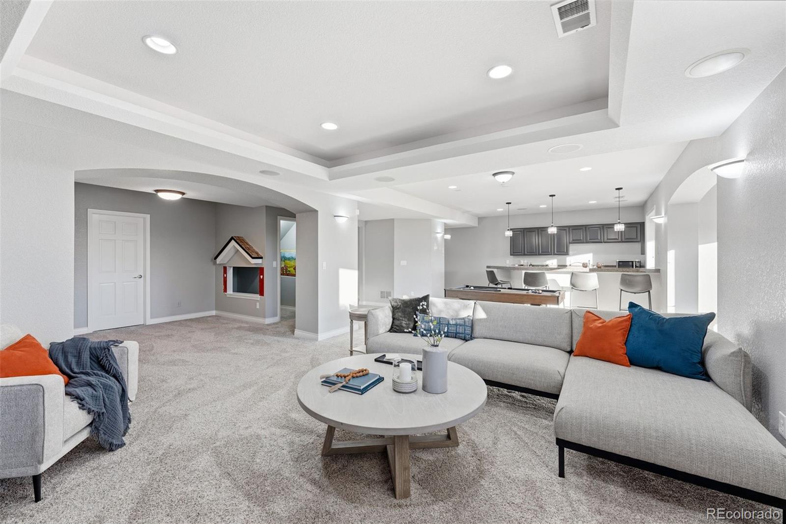 3860 Broadlands Lane