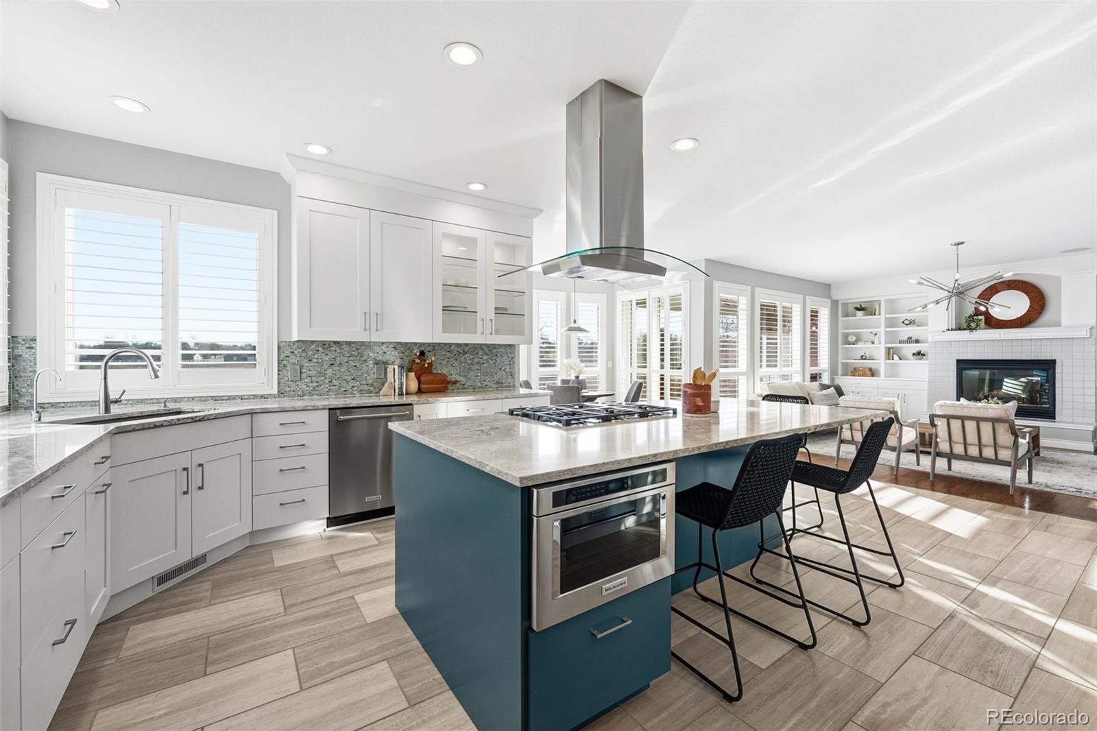 3860 Broadlands Lane