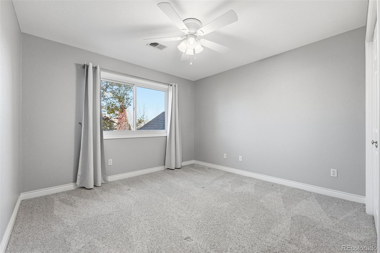 3860 Broadlands Lane