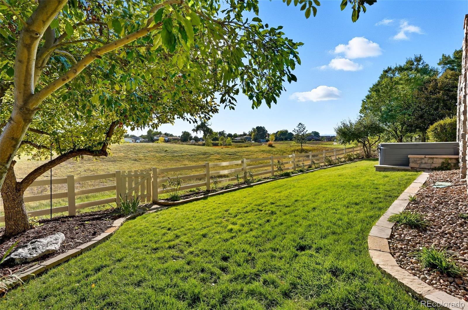 3860 Broadlands Lane