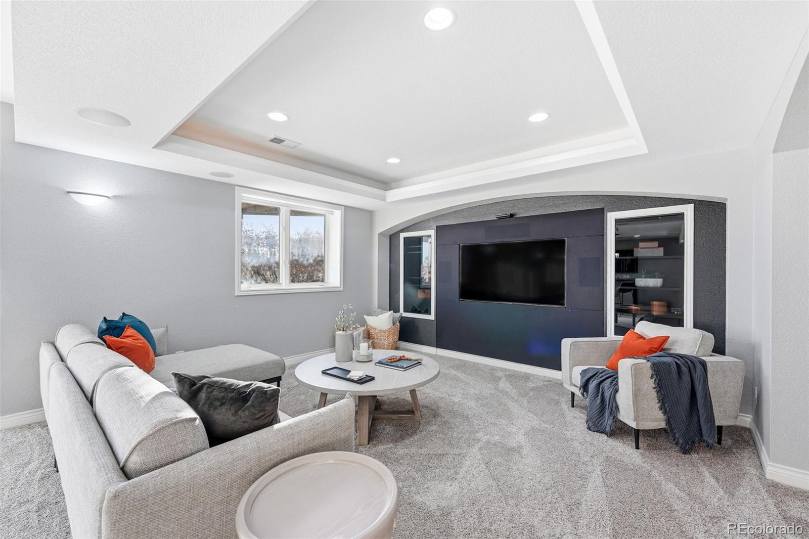 3860 Broadlands Lane