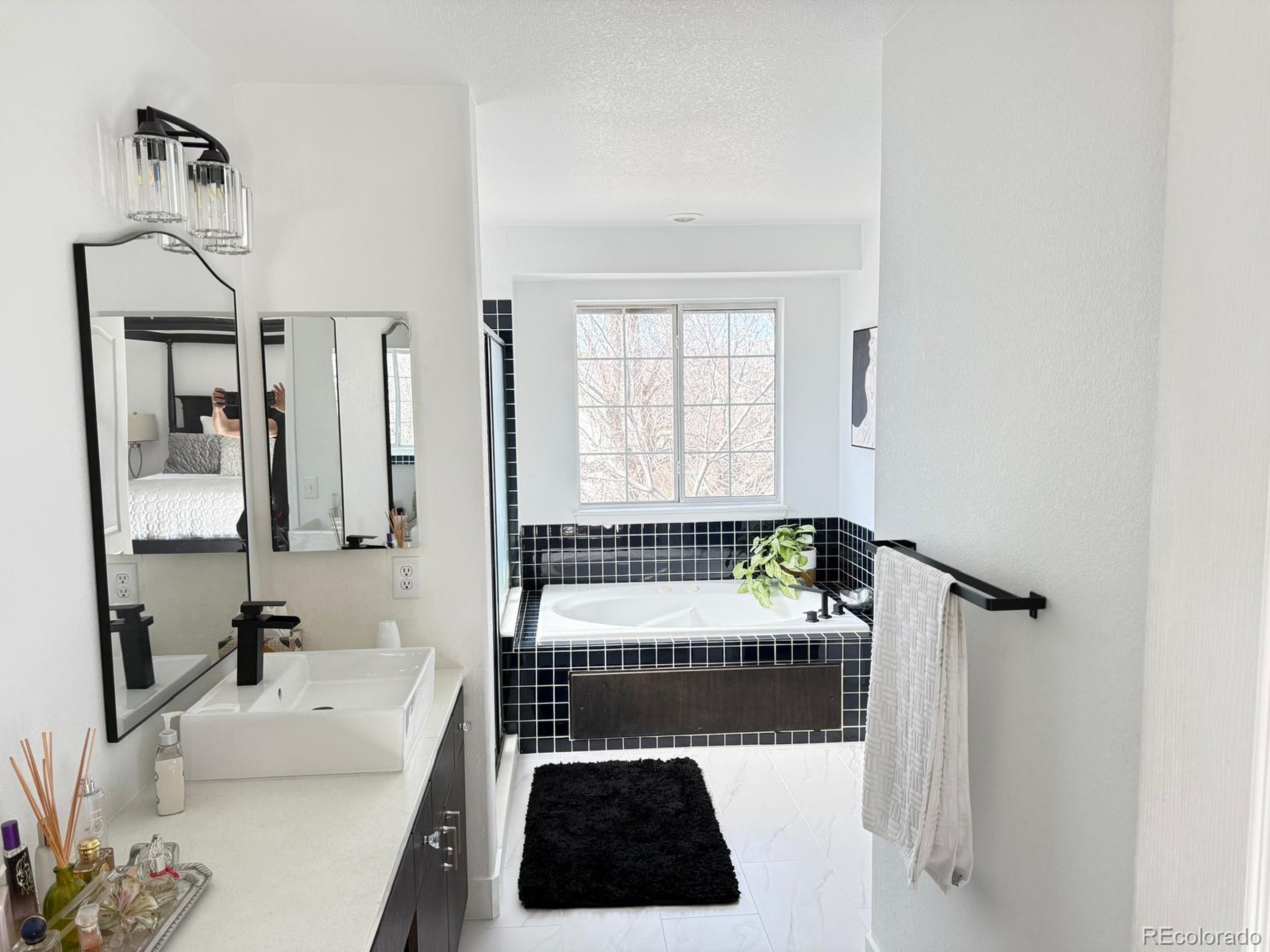 19987 E Belleview Pl