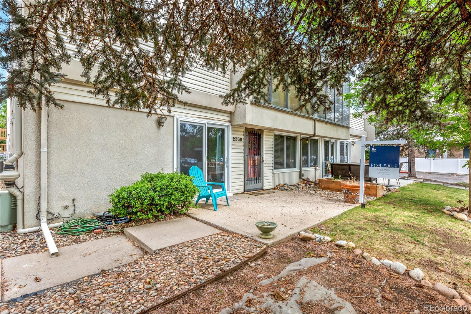 2306 S troy