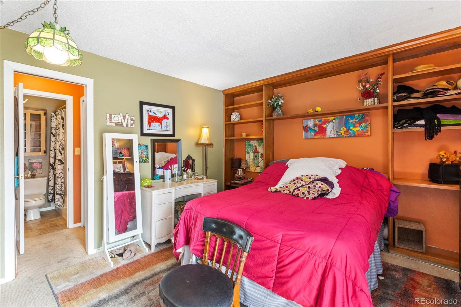 2306 S troy