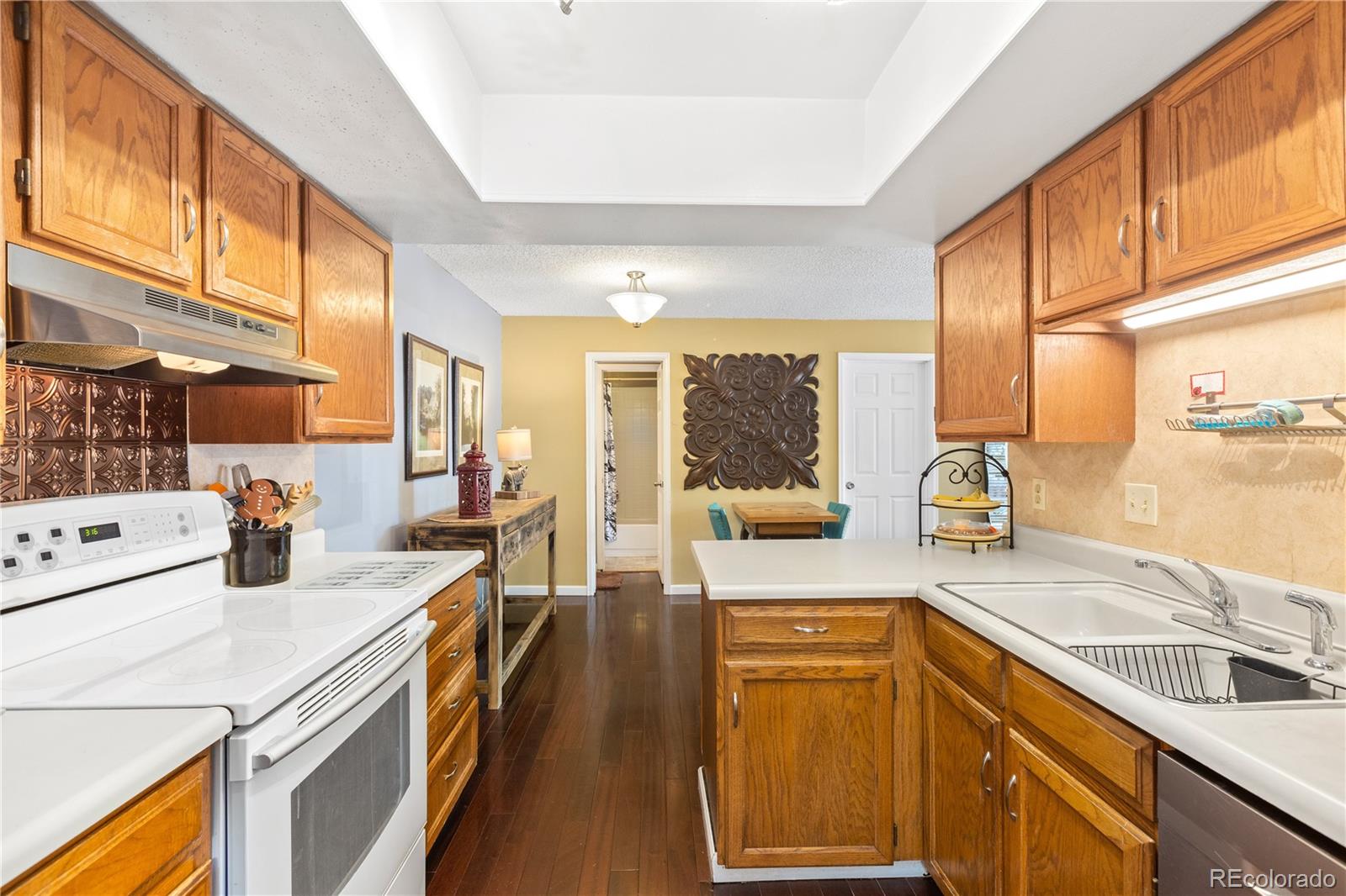 2306 S troy