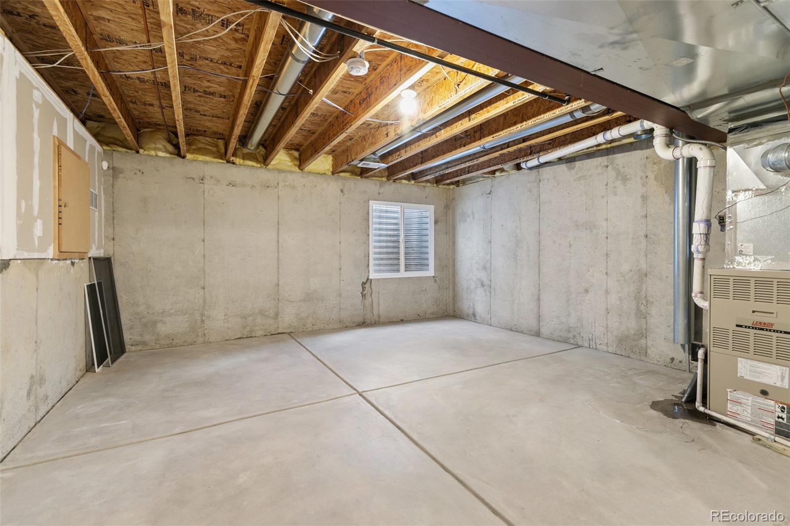2414 Tyrrhenian Drive