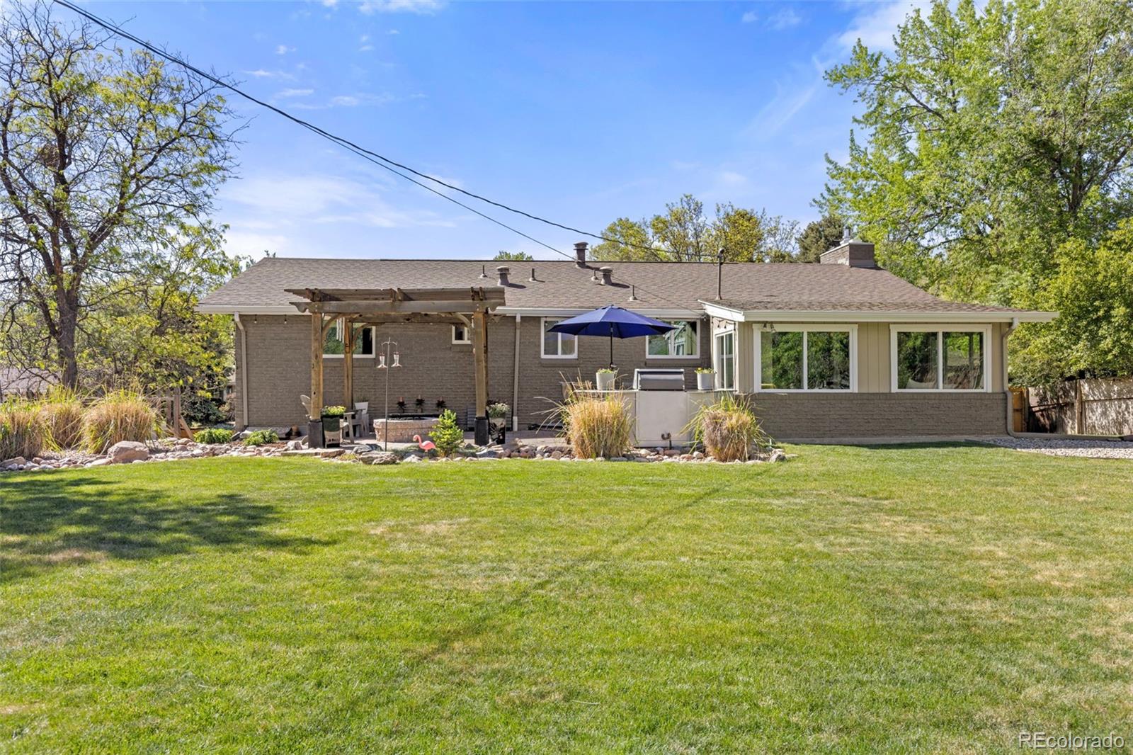 2897 Robb Circle