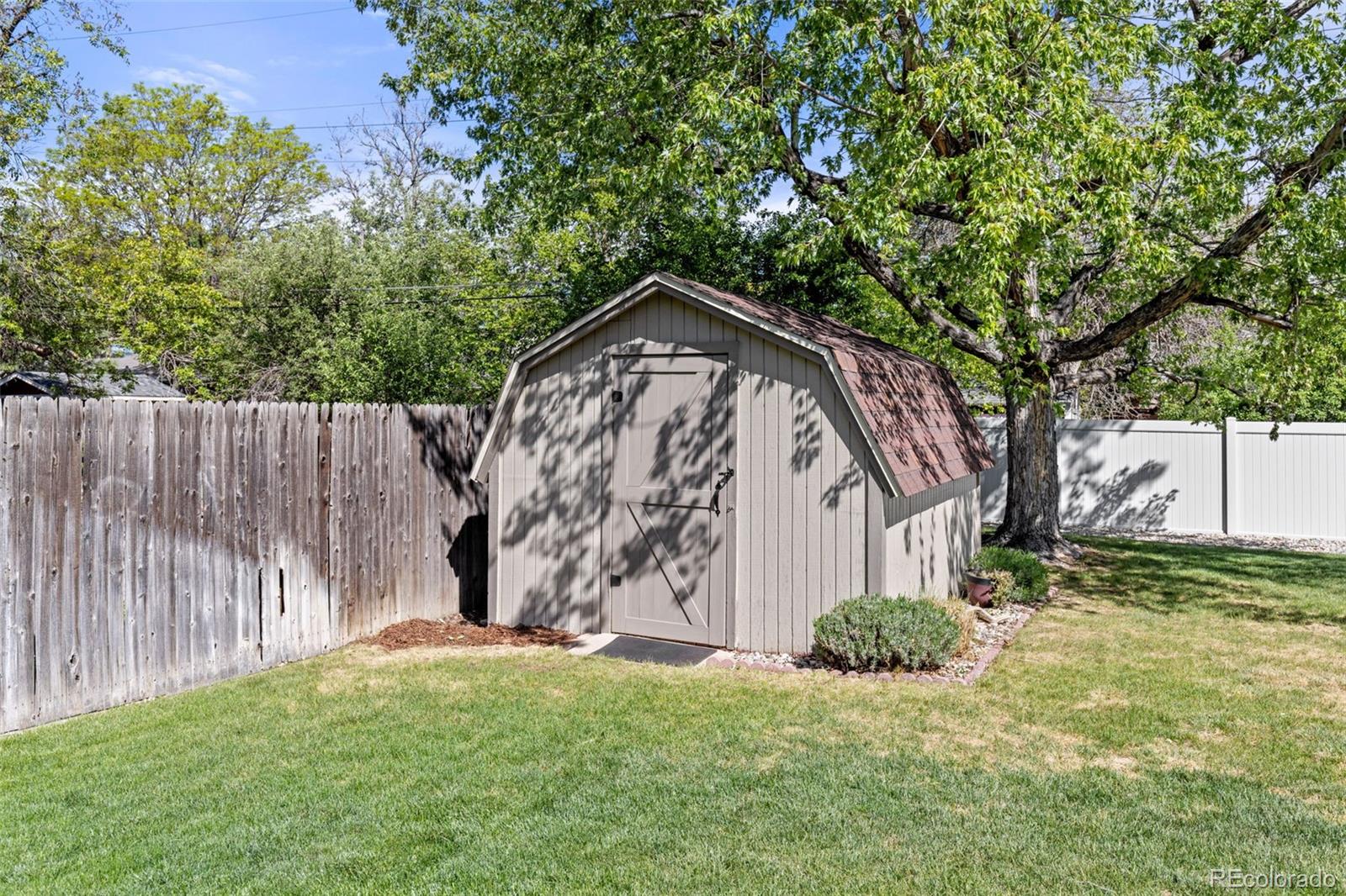 2897 Robb Circle