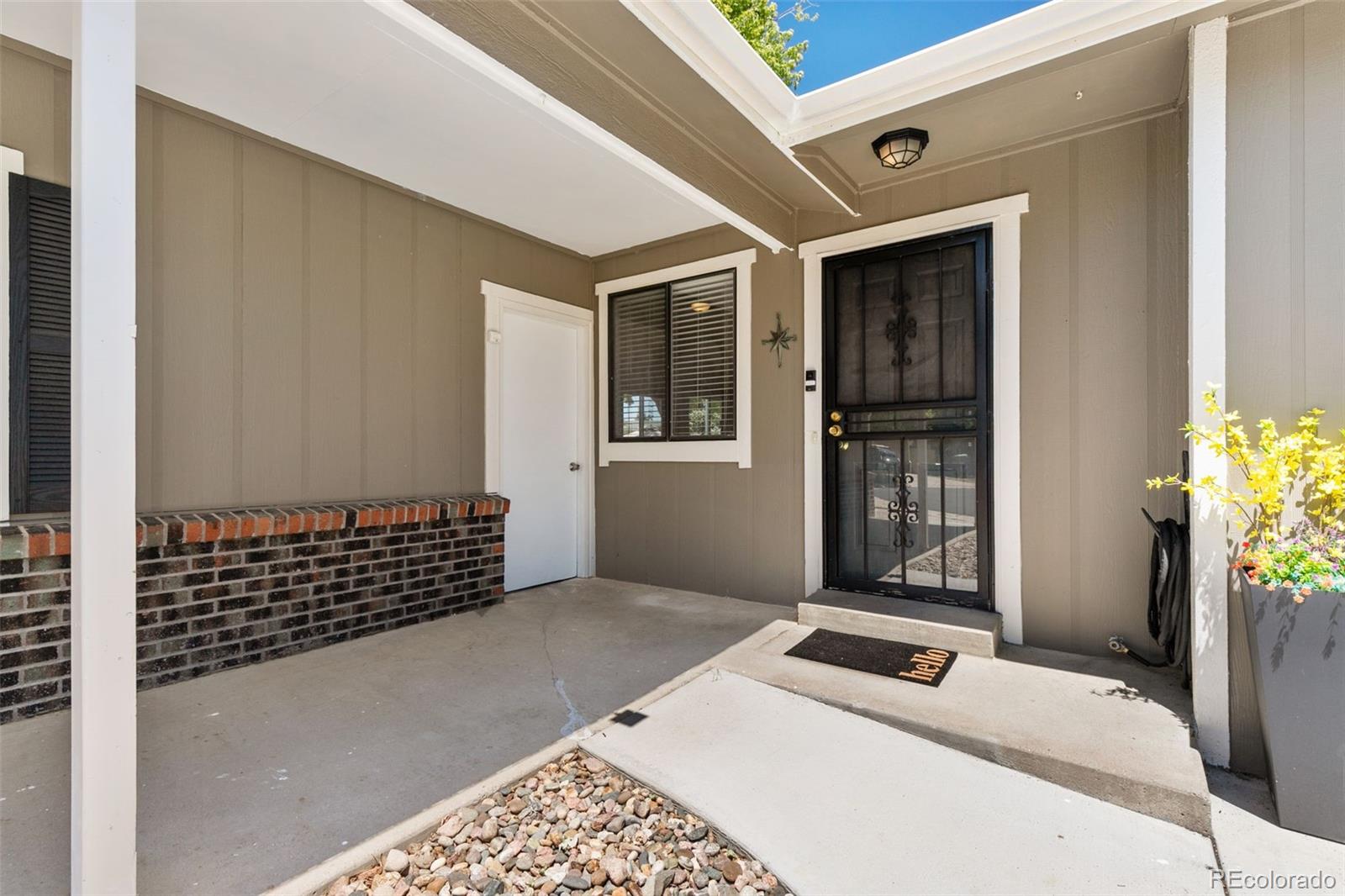 1019 S Waco Way