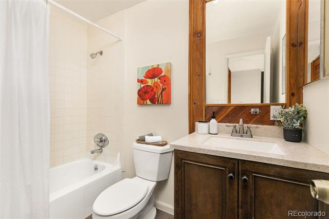 5300 E Cherry Creek South Drive Unit: 816
