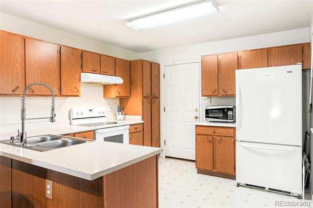633 W 114th Way