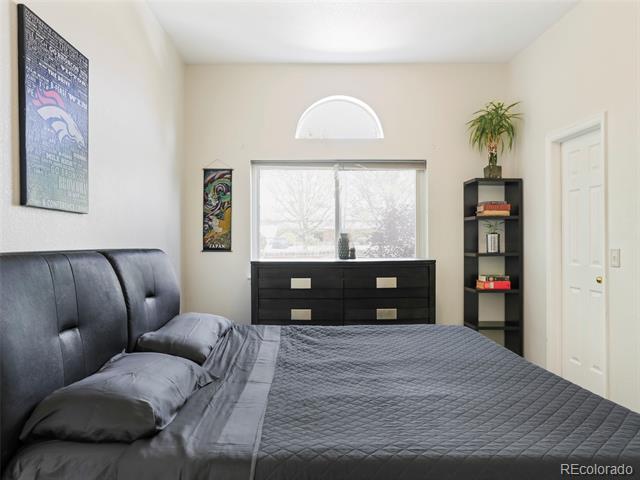 633 W 114th Way