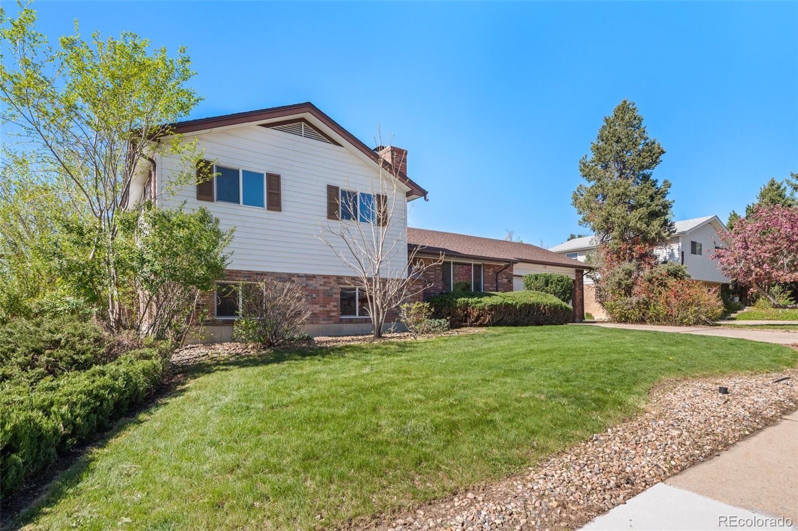 624 W 99th Avenue
