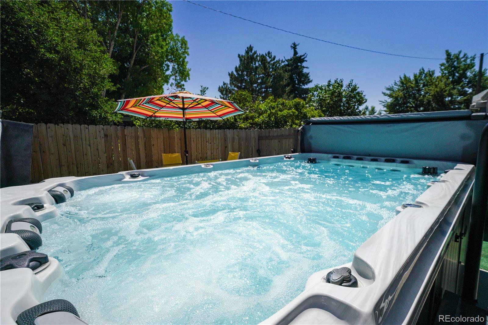 2621 Valley View Drive
