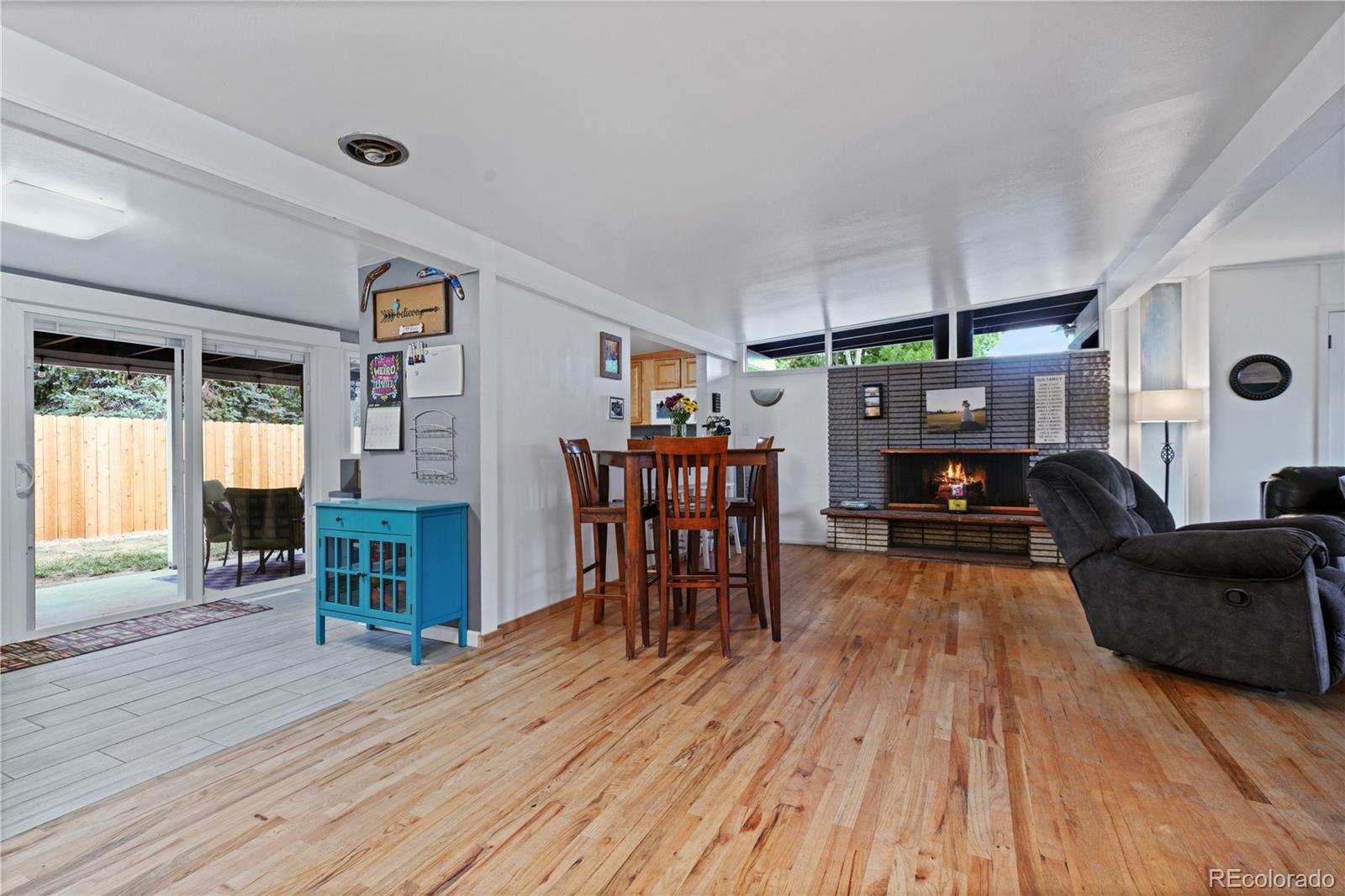 2621 Valley View Drive