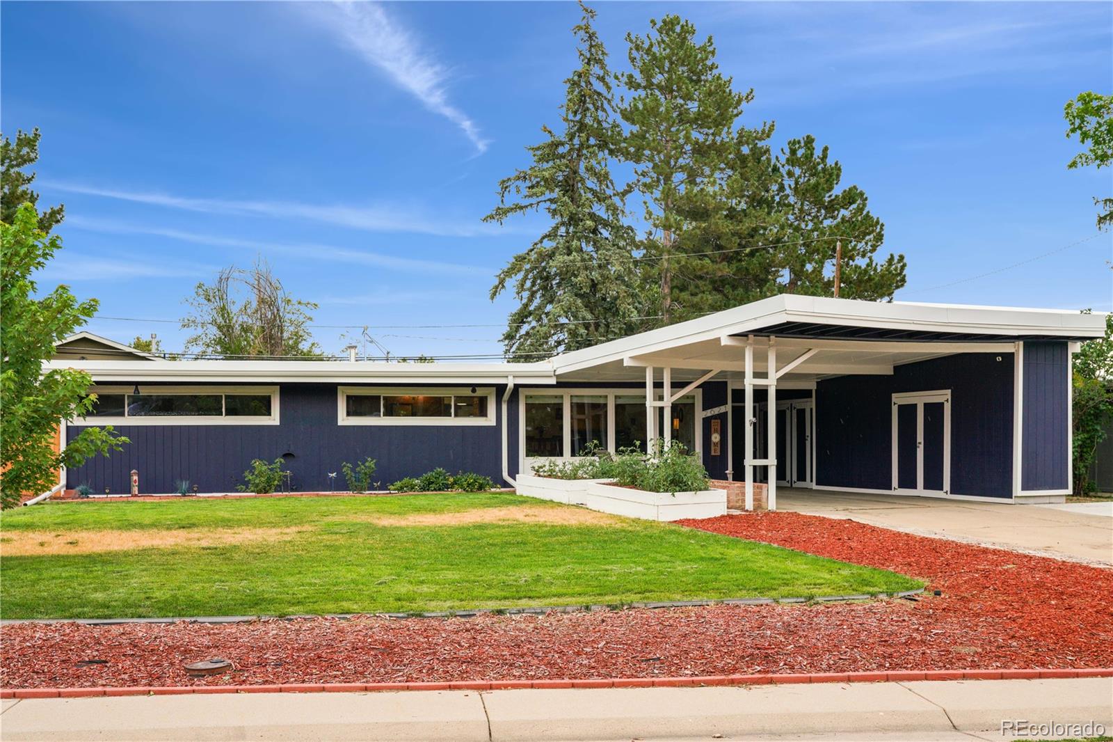 2621 Valley View Drive