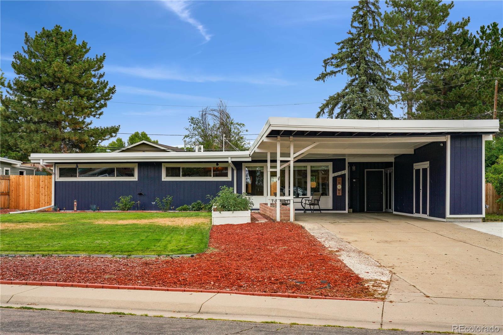 2621 Valley View Drive