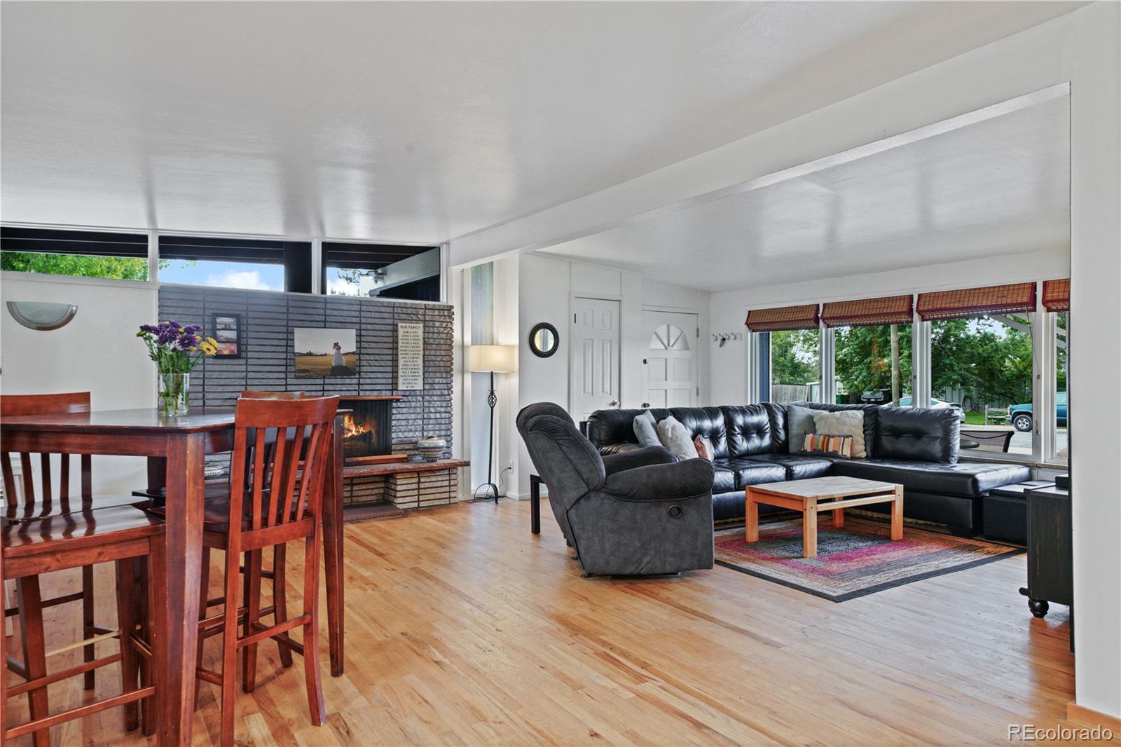2621 Valley View Drive