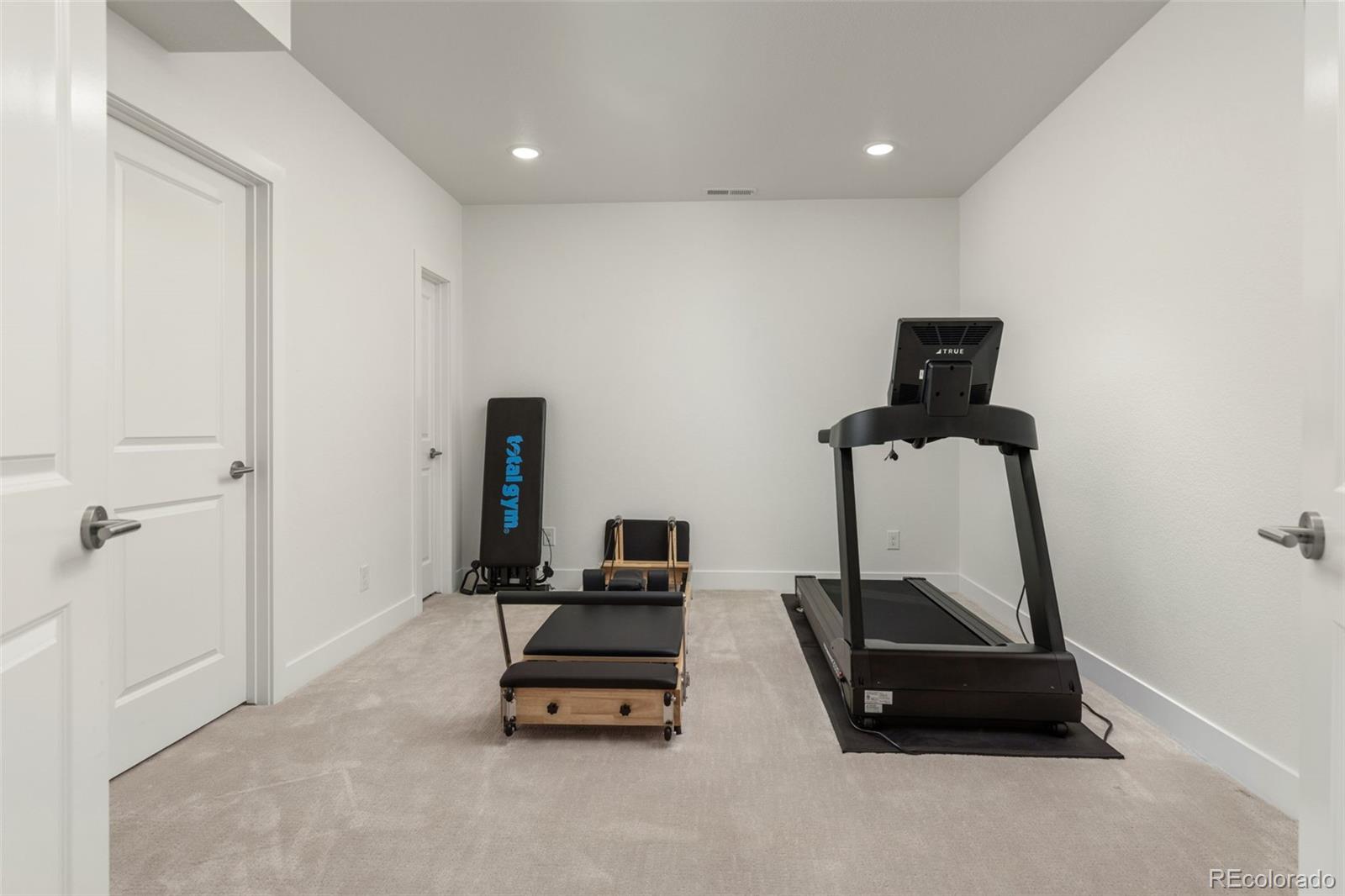 433 Scrubjay Circle