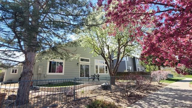 6508 Moss Circle