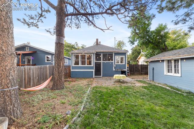 1124 N Cedar Street