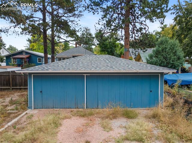 1124 N Cedar Street