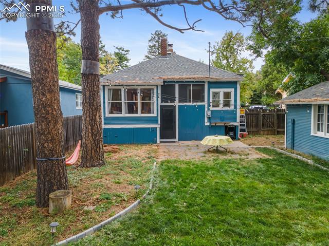 1124 N Cedar Street