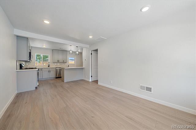 3738 N Eliot Street Unit: 10