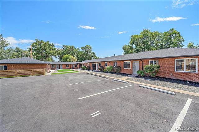 3738 N Eliot Street Unit: 10