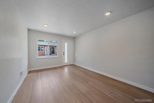 3738 N Eliot Street Unit: 10