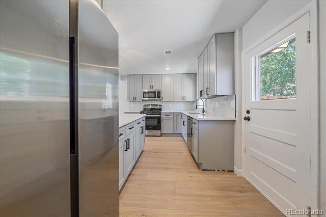3738 N Eliot Street Unit: 10
