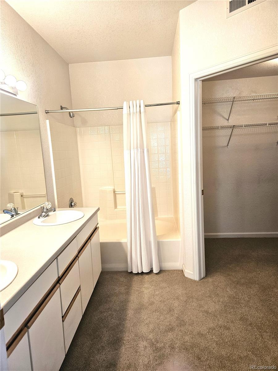 3086 W Prentice Avenue Unit: L