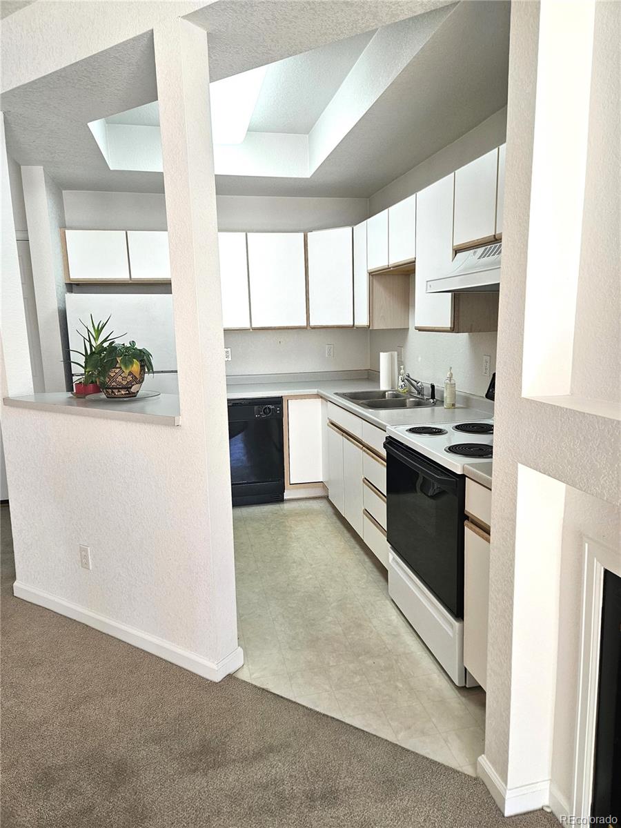 3086 W Prentice Avenue Unit: L