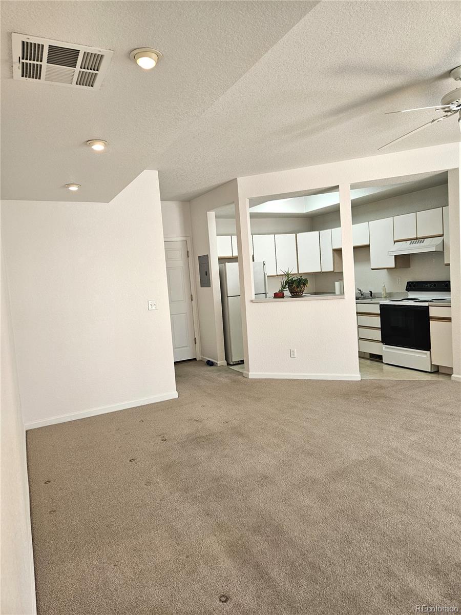 3086 W Prentice Avenue Unit: L
