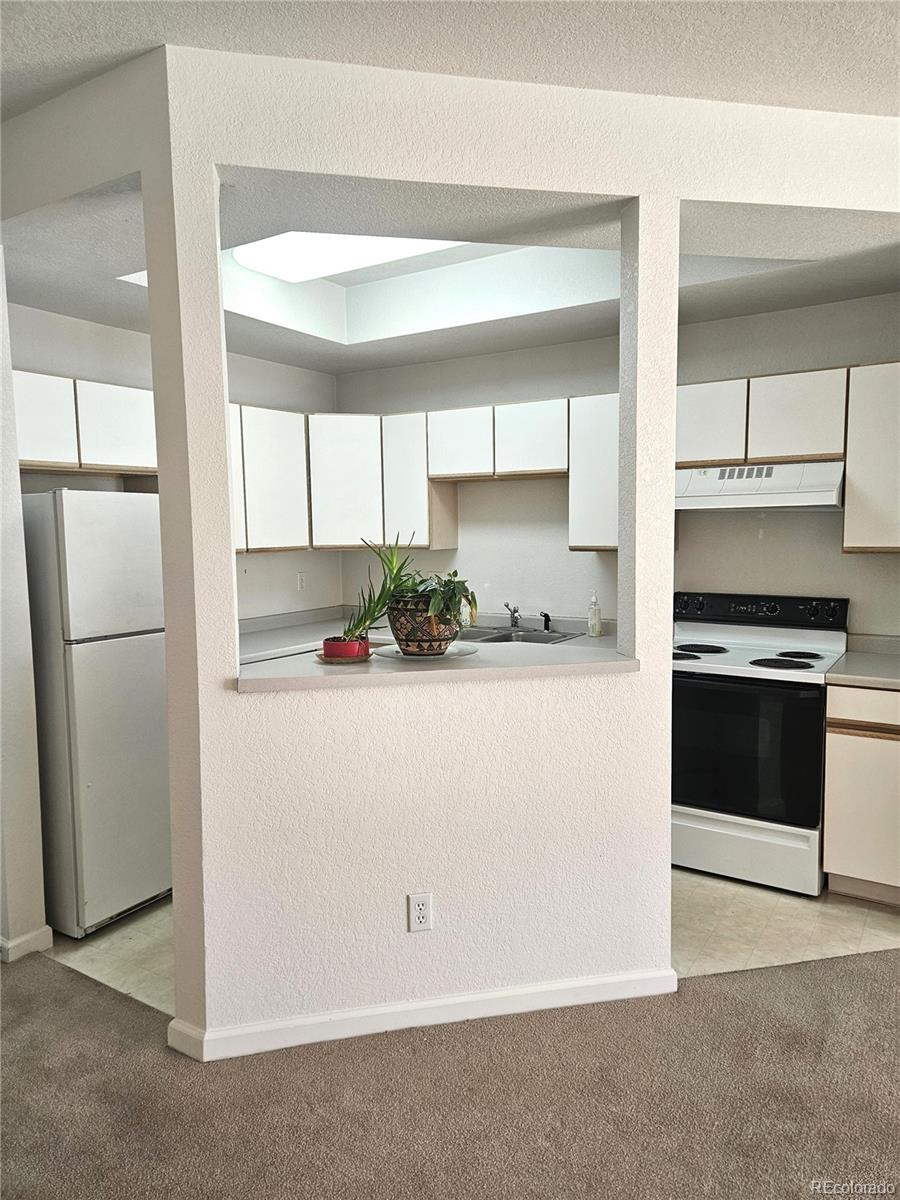 3086 W Prentice Avenue Unit: L