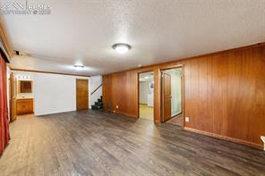 2302 Kent Lane