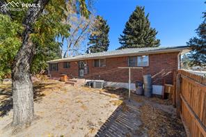 2302 Kent Lane