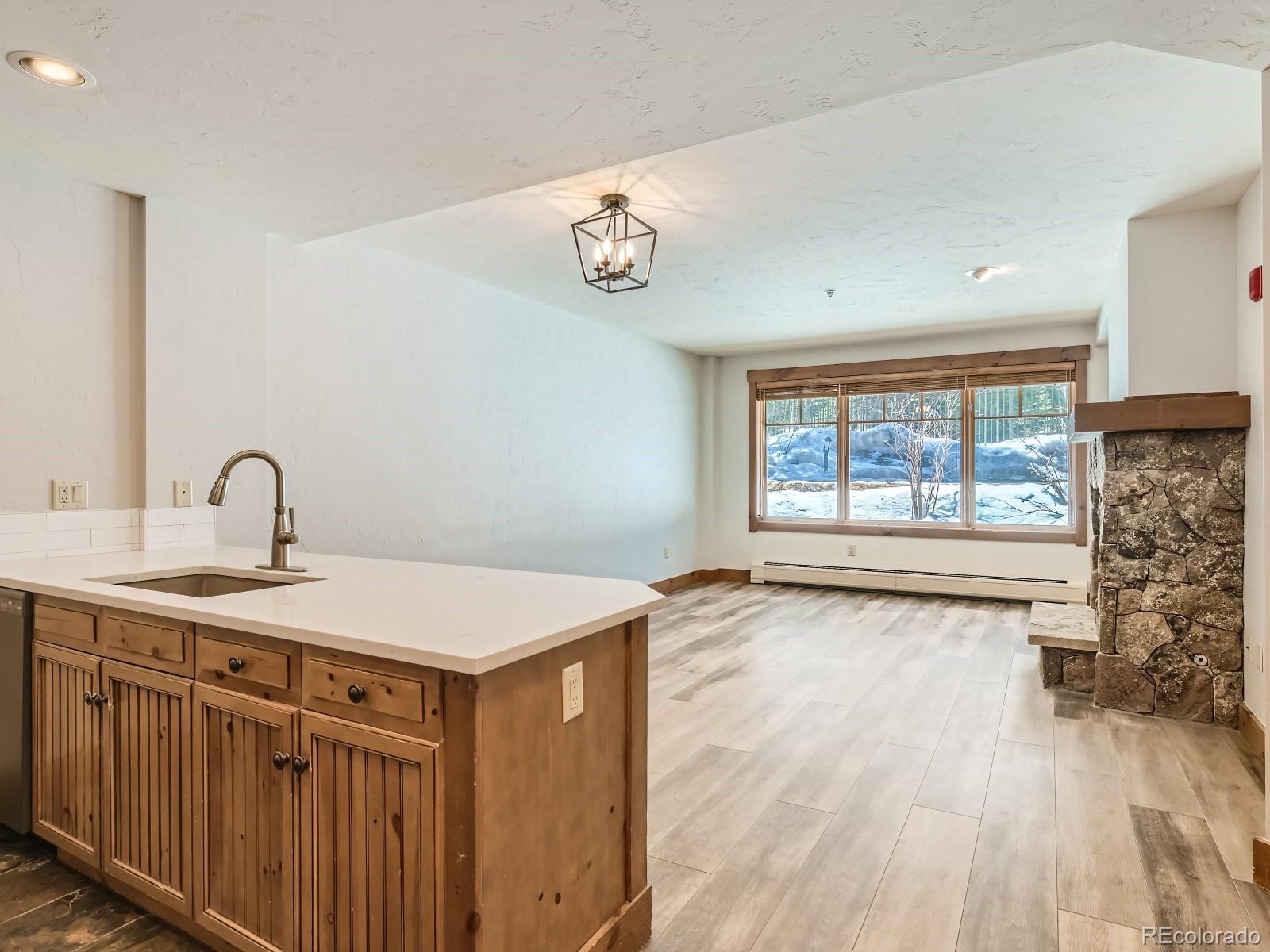 35 Mountain Thunder Drive Unit: 5105