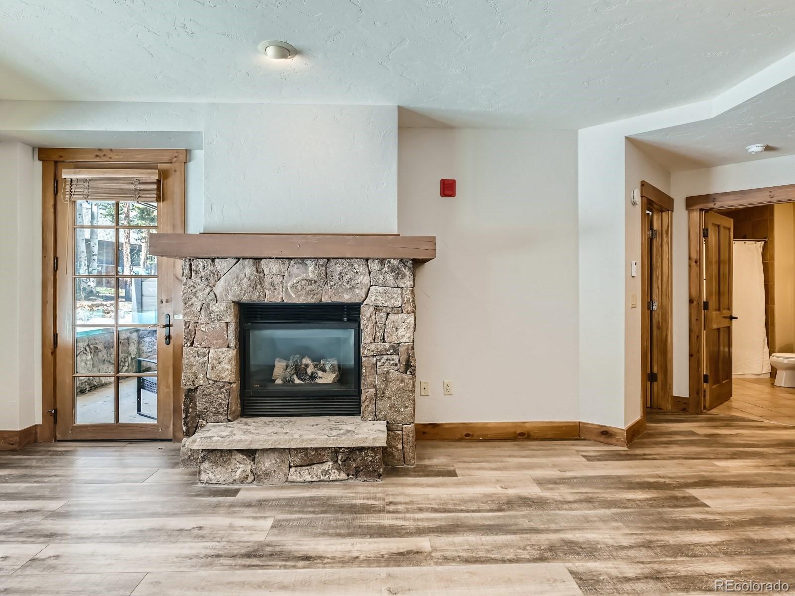 35 Mountain Thunder Drive Unit: 5105